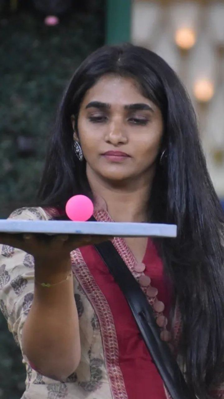 Divya (6)