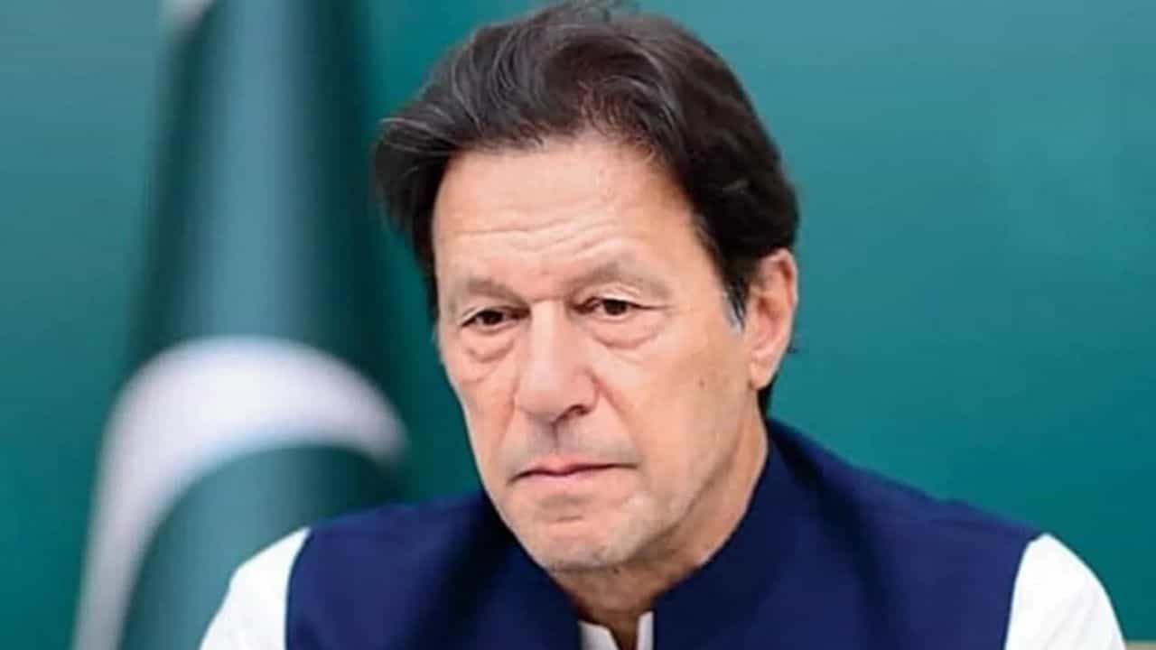 Pakistan: ಪಾಕಿಸ್ತಾನದ ಮಾಜಿ ಪ್ರಧಾನಿ ಇಮ್ರಾನ್ ಖಾನ್ ಮೇಲೆ ಗುಂಡಿನ ದಾಳಿ Pakistan: ಪಾಕಿಸ್ತಾನದ ಮಾಜಿ ಪ್ರಧಾನಿ ಇಮ್ರಾನ್ ಖಾನ್ ಮೇಲೆ ಗುಂಡಿನ ದಾಳಿ