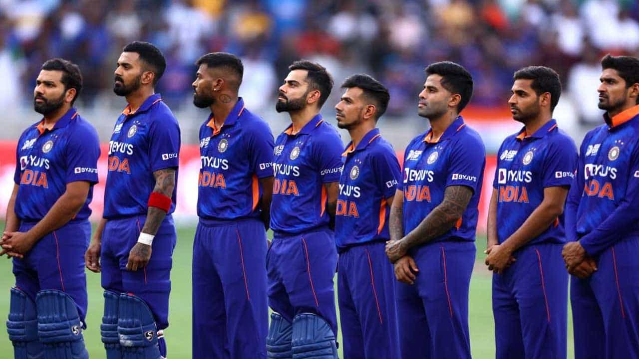 India vs Bangladesh: ಬಾಂಗ್ಲಾದೇಶ ವಿರುದ್ಧದ ಏಕದಿನ ಸರಣಿಗೆ ಭಾರತ ತಂಡ ಪ್ರಕಟ: ಜಡೇಜಾ ಔಟ್ India vs Bangladesh: ಬಾಂಗ್ಲಾದೇಶ ವಿರುದ್ಧದ ಏಕದಿನ ಸರಣಿಗೆ ಭಾರತ ತಂಡ ಪ್ರಕಟ: ಜಡೇಜಾ ಔಟ್