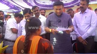 ಮಂಡ್ಯ: ಕ್ರೀಡಾ ಸಚಿವ ಕೆ.ಸಿ.ನಾರಾಯಣಗೌಡಗೆ ತರಾಟೆಗೆ ತೆಗೆದುಕೊಂಡ ಪ್ರತಿಭಟನಾ ನಿರತ ರೈತರು