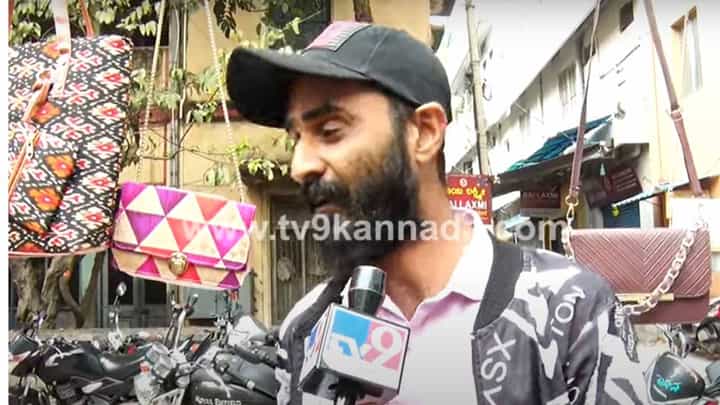 ಬೆಂಗಳೂರು | ದೇಶ ಅಭಿವೃದ್ಧಿ ಹೊಂದಬೇಕಾದರೆ ಹಿಂದೂ-ಮುಸ್ಲಿಂ ಅಂತ ತಾರತಮ್ಯ ಮಾಡಬಾರದು: ಮುಸ್ಲಿಂ ವ್ಯಾಪಾರಿಗಳು ಬೆಂಗಳೂರು | ದೇಶ ಅಭಿವೃದ್ಧಿ ಹೊಂದಬೇಕಾದರೆ ಹಿಂದೂ-ಮುಸ್ಲಿಂ ಅಂತ ತಾರತಮ್ಯ ಮಾಡಬಾರದು: ಮುಸ್ಲಿಂ ವ್ಯಾಪಾರಿಗಳು
