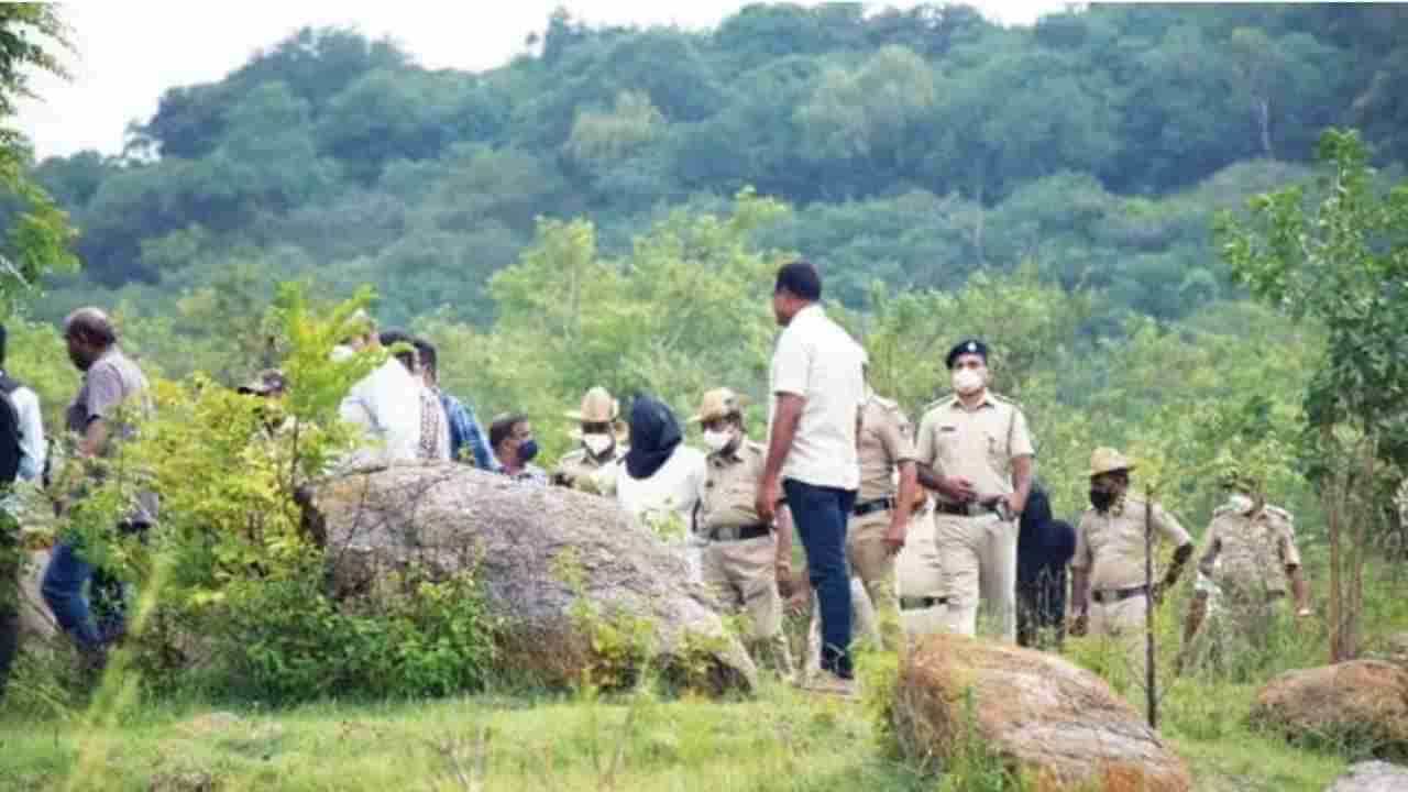 ಆರೋಪಿಗಳ ಗುರುತು ಹಿಡಿದ ಸಂತ್ರಸ್ತೆ: ಮೈಸೂರಿನ ಪೈಶಾಚಿಕ ಅತ್ಯಾಚಾರ ಪ್ರಕರಣವನ್ನು ಪೊಲೀಸರು ಭೇದಿಸಿದ್ದೇ ಸಾಹಸಮಯ!