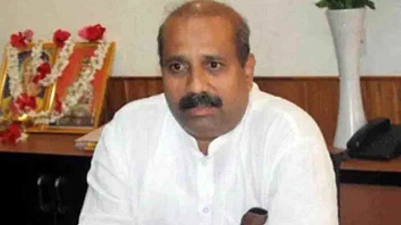 ಕರಾವಳಿಯಲ್ಲಿ ಗುಪ್ತವಾಗಿ ಭಯೋತ್ಪಾದಕ ಚಟುವಟಿಕೆಗಳು ನಡೆಯುತ್ತಿದೆ: ಶಾಸಕ ರಘುಪತಿ ಭಟ್ ಗಂಭೀರ ಆರೋಪ ಕರಾವಳಿಯಲ್ಲಿ ಗುಪ್ತವಾಗಿ ಭಯೋತ್ಪಾದಕ ಚಟುವಟಿಕೆಗಳು ನಡೆಯುತ್ತಿದೆ: ಶಾಸಕ ರಘುಪತಿ ಭಟ್ ಗಂಭೀರ ಆರೋಪ