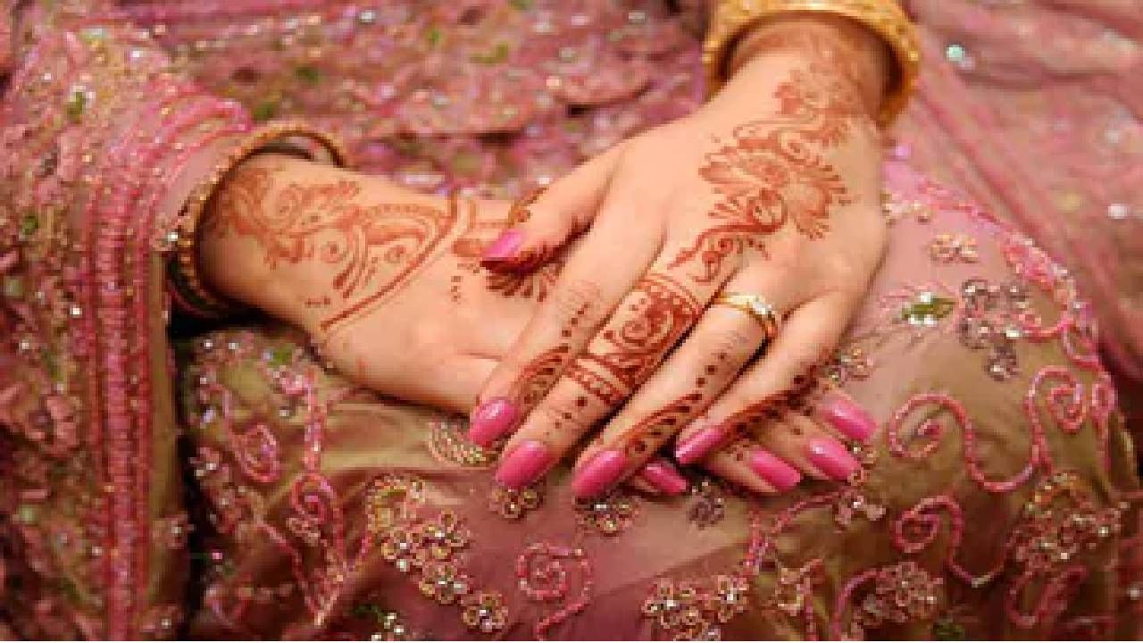 8 Adorable Bridal Mehndi Trends to Check out Right NOW! | WeddingBazaar