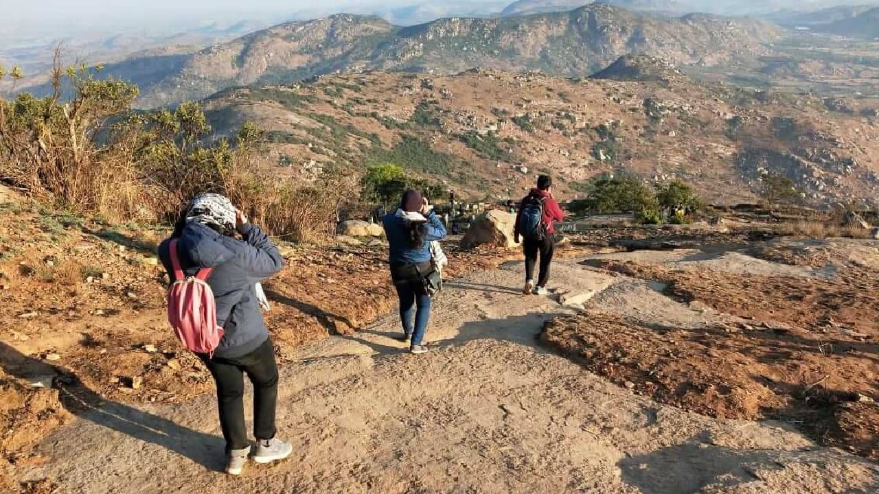 Karnataka Tourism: ಟ್ರೆಕ್ಕಿಂಗ್ ಪ್ರಿಯರ ಗಮನಕ್ಕೆ ! ಸ್ಕಂದಗಿರಿ ಮತ್ತು ಕೆಲವು ಸ್ಥಳಗಳ ಚಾರಣಕ್ಕೆ ಈ ವೆಬ್ಸೈಟ್ನಲ್ಲಿ ಬುಕಿಂಗ್ ಕಡ್ಡಾಯ Karnataka Tourism: ಟ್ರೆಕ್ಕಿಂಗ್ ಪ್ರಿಯರ ಗಮನಕ್ಕೆ ! ಸ್ಕಂದಗಿರಿ ಮತ್ತು ಕೆಲವು ಸ್ಥಳಗಳ ಚಾರಣಕ್ಕೆ ಈ ವೆಬ್ಸೈಟ್ನಲ್ಲಿ ಬುಕಿಂಗ್ ಕಡ್ಡಾಯ
