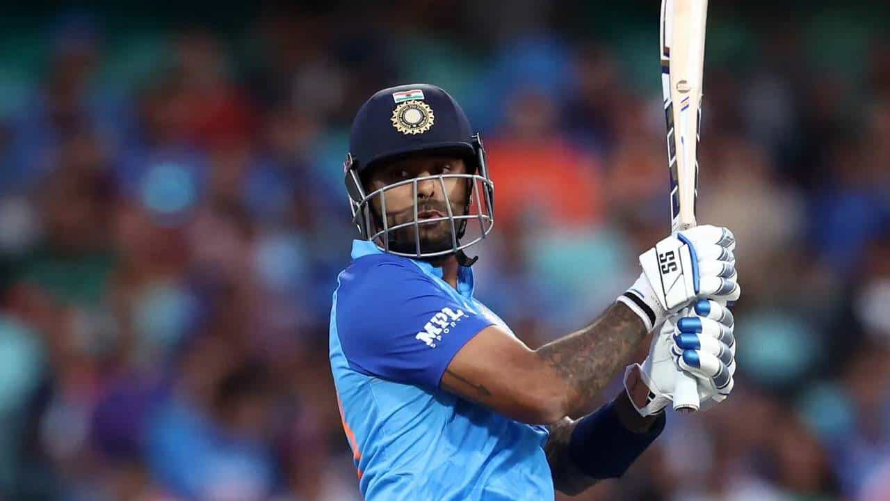 Suryakumar Yadav: ಸೂರ್ಯಕುಮಾರ್ ಯಾದವ್ ಡಯಟ್ ಬಗ್ಗೆ ಪೌಷ್ಟಿಕತಜ್ಞೆ ಶ್ವೇತಾ ಭಾಟಿಯಾ ನೀಡಿರುವ ಇಂಟರೆಸ್ಟಿಂಗ್ ವಿಷಯಗಳು ಇಲ್ಲಿವೆ Suryakumar Yadav: ಸೂರ್ಯಕುಮಾರ್ ಯಾದವ್ ಡಯಟ್ ಬಗ್ಗೆ ಪೌಷ್ಟಿಕತಜ್ಞೆ ಶ್ವೇತಾ ಭಾಟಿಯಾ ನೀಡಿರುವ ಇಂಟರೆಸ್ಟಿಂಗ್ ವಿಷಯಗಳು ಇಲ್ಲಿವೆ