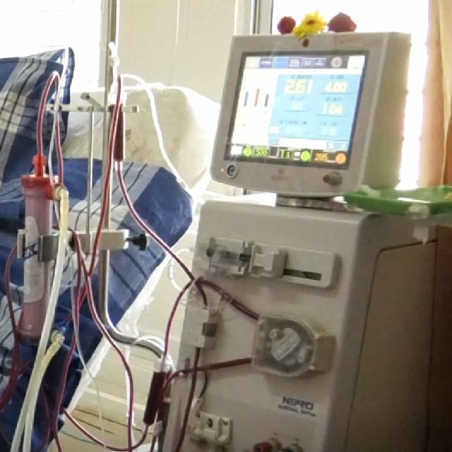 Kolar Malur Marikamba Trust to provide dialysis machines to government hospital Kolar news in kannada
