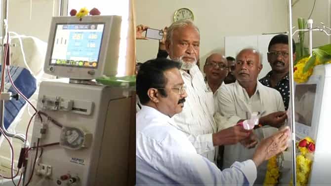ಮಾಲೂರು ಮಾರಿಕಾಂಬ ಟ್ರಸ್ಟ್​ನಿಂದ ಸರ್ಕಾರಿ ಆಸ್ಪತ್ರೆಗೆ ಡಯಾಲಿಸೀಸ್ ಯಂತ್ರಗಳ ಕೊಡಗೆ