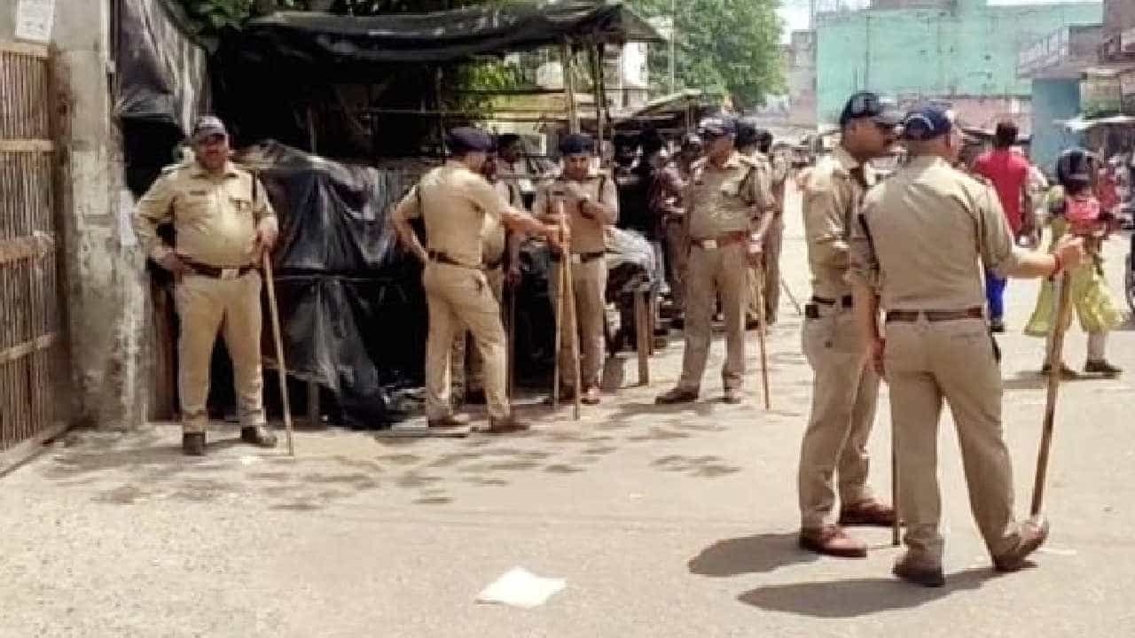 ಹಿಂದೂ ಕಾರ್ಯಕರ್ತನ ಹತ್ಯೆ ಹಿನ್ನೆಲೆ ಜಾರ್ಖಂಡ್ನಲ್ಲಿ ನಿಷೇಧಾಜ್ಞೆ ಜಾರಿ ಹಿಂದೂ ಕಾರ್ಯಕರ್ತನ ಹತ್ಯೆ ಹಿನ್ನೆಲೆ ಜಾರ್ಖಂಡ್ನಲ್ಲಿ ನಿಷೇಧಾಜ್ಞೆ ಜಾರಿ