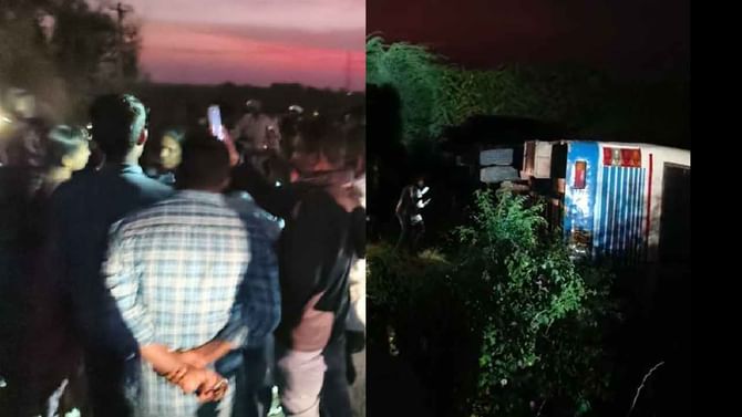 Tumakuru News: ರಸ್ತೆಯಲ್ಲಿ ಗುಂಡಿಗಳ ಹವಾ; ಹಳ್ಳಕ್ಕೆ ಬಿದ್ದ ಖಾಸಗಿ ಬಸ್ Tumakuru News: ರಸ್ತೆಯಲ್ಲಿ ಗುಂಡಿಗಳ ಹವಾ; ಹಳ್ಳಕ್ಕೆ ಬಿದ್ದ ಖಾಸಗಿ ಬಸ್