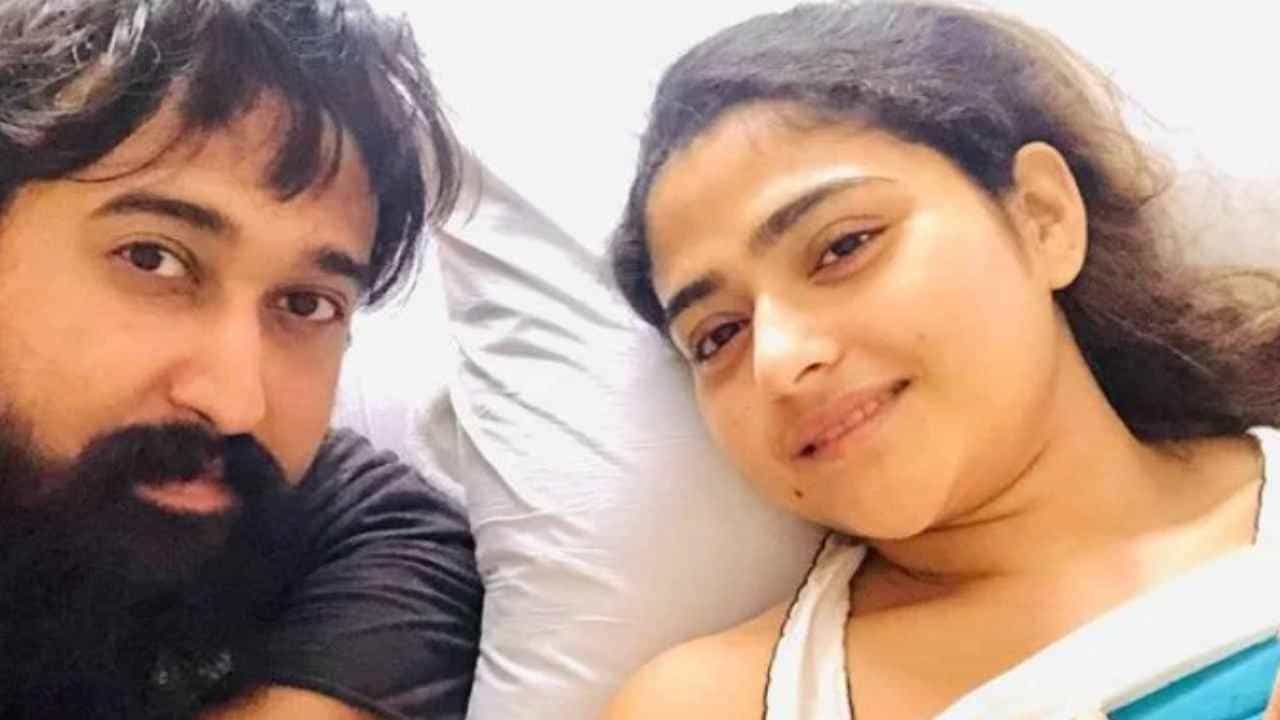 ಎಂಡ್ರೀಲಾ ಶರ್ಮಾ ಸಾವಿನ ವದಂತಿಯನ್ನು ಅಲ್ಲಗಳೆದ ಪ್ರಿಯಕರ; ಈಗ ಹೇಗಿದೆ ನಟಿಯ ಆರೋಗ್ಯ? ಎಂಡ್ರೀಲಾ ಶರ್ಮಾ ಸಾವಿನ ವದಂತಿಯನ್ನು ಅಲ್ಲಗಳೆದ ಪ್ರಿಯಕರ; ಈಗ ಹೇಗಿದೆ ನಟಿಯ ಆರೋಗ್ಯ?