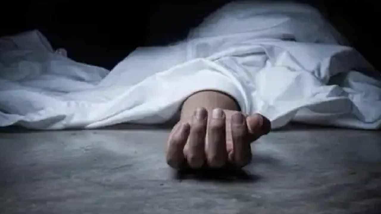 ಶಹಬಾದ್: ಕಾಲು ಜಾರಿ ಹೊಂಡಕ್ಕೆ ಬಿದ್ದು ಯುವತಿಯರಿಬ್ಬರು ದುರ್ಮರಣ ಶಹಬಾದ್: ಕಾಲು ಜಾರಿ ಹೊಂಡಕ್ಕೆ ಬಿದ್ದು ಯುವತಿಯರಿಬ್ಬರು ದುರ್ಮರಣ