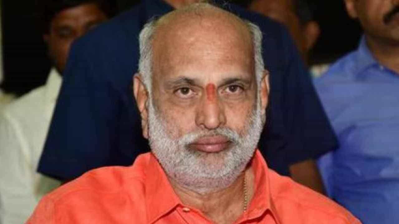 ನಾವ್ಯಾರು ಮತ್ತೆ ಕಾಂಗ್ರೆಸ್ ಪಕ್ಷಕ್ಕೆ ಹೋಗುವ ವಿಚಾರವೇ ಇಲ್ಲ: ಕಾರ್ಮಿಕ ಸಚಿವ ಶಿವರಾಂ ಹೆಬ್ಬಾರ್ ಸ್ಪಷ್ಟೋಕ್ತಿ ನಾವ್ಯಾರು ಮತ್ತೆ ಕಾಂಗ್ರೆಸ್ ಪಕ್ಷಕ್ಕೆ ಹೋಗುವ ವಿಚಾರವೇ ಇಲ್ಲ: ಕಾರ್ಮಿಕ ಸಚಿವ ಶಿವರಾಂ ಹೆಬ್ಬಾರ್ ಸ್ಪಷ್ಟೋಕ್ತಿ