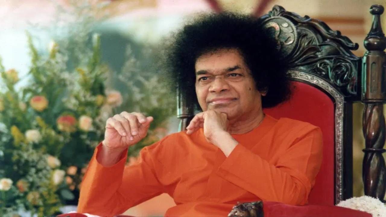 Sathya Sai Baba Birth Anniversary: ಪುಟ್ಟಪರ್ತಿ ಸತ್ಯಸಾಯಿ ಬಾಬಾ ಆಶ್ರಮದಲ್ಲಿದೆ ಇಷ್ಟಾರ್ಥ ಈಡೇರಿಸುವ ವಿಶ್​ಫುಲ್​ ಫಿಲ್ಲಿಂಗ್​ ಟ್ರಿ