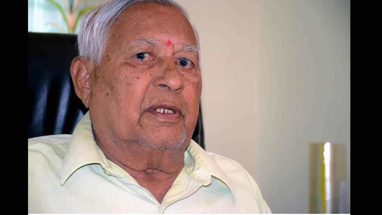 ದೊಡ್ಡಬಳ್ಳಾಪುರದ ಸಹೃದಯ ನಾಯಕ, ಸ್ವಾತಂತ್ರ್ಯ ಚಳವಳಿಯ ಕೊಂಡಿ ಸಂಪತ್ತಯ್ಯಂಗಾರ್ ನಿಧನ ದೊಡ್ಡಬಳ್ಳಾಪುರದ ಸಹೃದಯ ನಾಯಕ, ಸ್ವಾತಂತ್ರ್ಯ ಚಳವಳಿಯ ಕೊಂಡಿ ಸಂಪತ್ತಯ್ಯಂಗಾರ್ ನಿಧನ