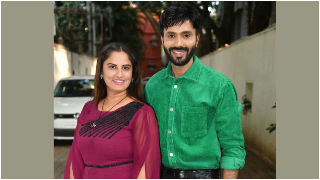 2nd Life Movie: ಮೂರು ಭಾಷೆಗಳಲ್ಲಿ ಬರುತ್ತಿದೆ ‘ಸೆಕೆಂಡ್ ಲೈಫ್’; ಇದು ಕರುಳ ಬಳ್ಳಿ ಕಥೆ 2nd Life Movie: ಮೂರು ಭಾಷೆಗಳಲ್ಲಿ ಬರುತ್ತಿದೆ ‘ಸೆಕೆಂಡ್ ಲೈಫ್’; ಇದು ಕರುಳ ಬಳ್ಳಿ ಕಥೆ
