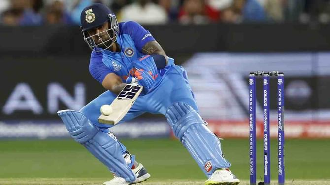 IND vs ZIM: ಟಿ20 ವಿಶ್ವಕಪ್ನಲ್ಲಿ ಯುವರಾಜ್ ದಾಖಲೆ ಮುರಿದ ಸೂರ್ಯ! ಮುಂದಿನ ಟಾರ್ಗೆಟ್ ಕಿಂಗ್ ಕೊಹ್ಲಿ IND vs ZIM: ಟಿ20 ವಿಶ್ವಕಪ್ನಲ್ಲಿ ಯುವರಾಜ್ ದಾಖಲೆ ಮುರಿದ ಸೂರ್ಯ! ಮುಂದಿನ ಟಾರ್ಗೆಟ್ ಕಿಂಗ್ ಕೊಹ್ಲಿ