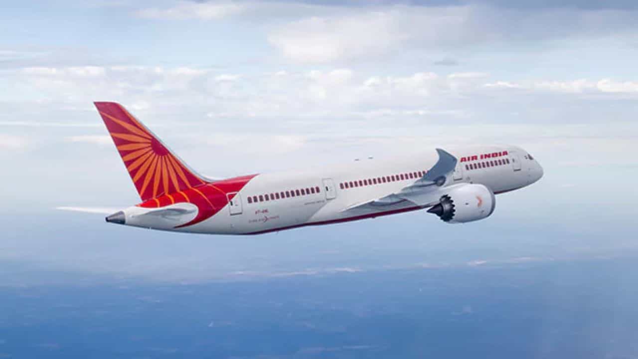 Tata Sons and Singapore Airlines: ಮಾರ್ಚ್ 2024ಕ್ಕೆ ಏರ್ ಇಂಡಿಯಾ ಮತ್ತು ವಿಸ್ತಾರ ವಿಲೀನ