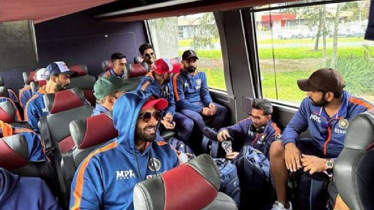 IND vs ZIM: ಮೆಲ್ಬೋರ್ನ್ ತಲುಪಿದ ಟೀಮ್ ಇಂಡಿಯಾ: ಗೆಲ್ಲಲೇ ಬೇಕಾದ ಪಂದ್ಯಕ್ಕೆ ಅಭ್ಯಾಸ ಆರಂಭ