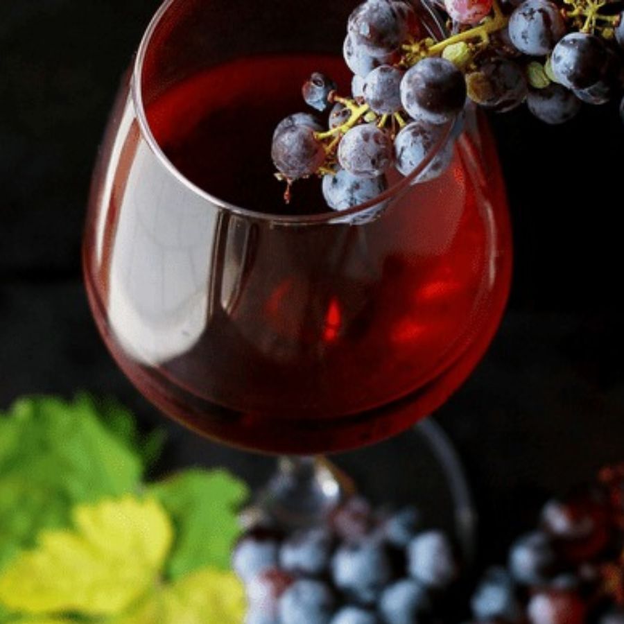 Health tips benefits of red wine beauty tips in kannada
