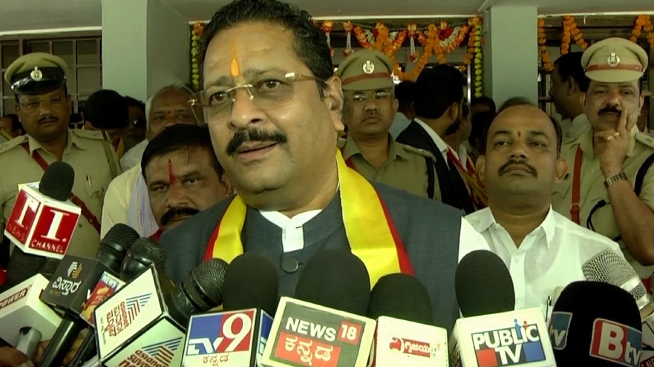 ವಿಜಯಪುರ ಪಾಲಿಕೆ ಫಲಿತಾಂಶ ಇಡೀ ಕರ್ನಾಟಕ ವಿಧಾನಸಭಾ ಚುನಾವಣೆ ಮೇಲೆ ಪರಿಣಾಮ ಬೀರುತ್ತೆ: ಬಸನಗೌಡ ಪಾಟೀಲ್ ಯತ್ನಾಳ ವಿಜಯಪುರ ಪಾಲಿಕೆ ಫಲಿತಾಂಶ ಇಡೀ ಕರ್ನಾಟಕ ವಿಧಾನಸಭಾ ಚುನಾವಣೆ ಮೇಲೆ ಪರಿಣಾಮ ಬೀರುತ್ತೆ: ಬಸನಗೌಡ ಪಾಟೀಲ್ ಯತ್ನಾಳ