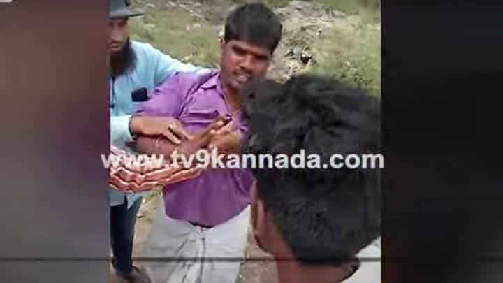 ದಾವಣಗೆರೆಯಲ್ಲಿ ಬುರ್ಖಾ ಧರಿಸಿ ಓಡಾಡುತ್ತಿದ್ದ ಯುವಕನಿಗೆ ಧರ್ಮದೇಟು! ದಾವಣಗೆರೆಯಲ್ಲಿ ಬುರ್ಖಾ ಧರಿಸಿ ಓಡಾಡುತ್ತಿದ್ದ ಯುವಕನಿಗೆ ಧರ್ಮದೇಟು!