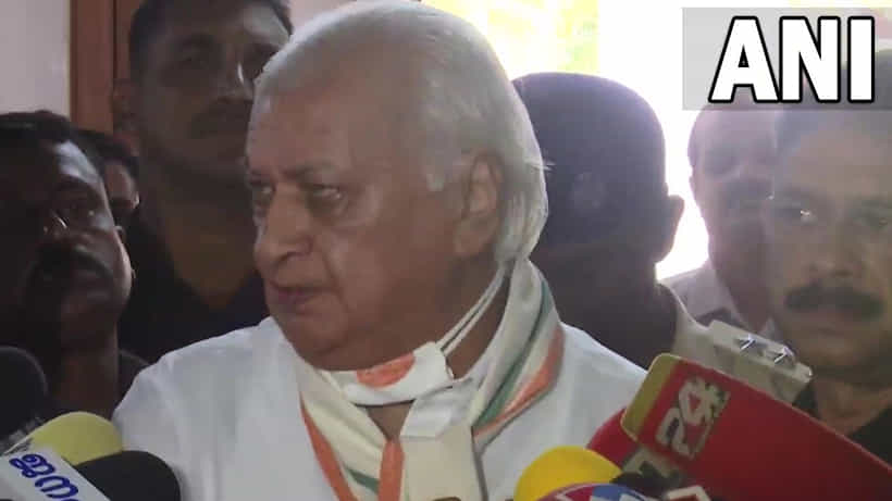 ಕೈರಳಿ ಮತ್ತು ಮೀಡಿಯಾ ಒನ್ನ ಪತ್ರಕರ್ತರು ಪತ್ರಿಕಾಗೋಷ್ಠಿಯಿಂದ ಹೊರನಡೆಯಿರಿ ಎಂದ ಕೇರಳ ರಾಜ್ಯಪಾಲ ಆರಿಫ್ ಮೊಹಮ್ಮದ್ ಖಾನ್