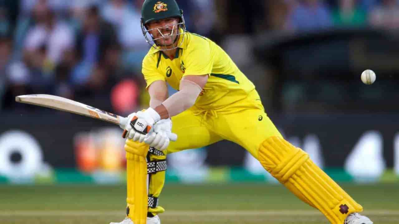 AUS vs ENG: ವಾರ್ನರ್, ಸ್ಮಿತ್ ಅರ್ಧಶತಕ; ಮೊದಲ ಏಕದಿನ ಪಂದ್ಯದಲ್ಲಿ ವಿಶ್ವ ಚಾಂಪಿಯನ್ನರಿಗೆ ಸೋಲು..! AUS vs ENG: ವಾರ್ನರ್, ಸ್ಮಿತ್ ಅರ್ಧಶತಕ; ಮೊದಲ ಏಕದಿನ ಪಂದ್ಯದಲ್ಲಿ ವಿಶ್ವ ಚಾಂಪಿಯನ್ನರಿಗೆ ಸೋಲು..!