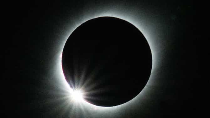 Lunar Eclipse: ದ್ವಾದಶ ರಾಶಿಗಳ ಮೇಲೆ ಚಂದ್ರ ಗ್ರಹಣದ ಪ್ರಭಾವ ಹೇಗಿರುತ್ತದೆ?