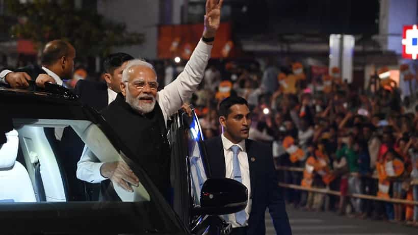 ಗುಜರಾತ್ನ ಜನ ಈ ಬಾರಿ ಎಲ್ಲ ದಾಖಲೆಯನ್ನೂ ಮುರಿಯುತ್ತಾರೆ; ಸೂರತ್ ರೋಡ್ಶೋನಲ್ಲಿ ಪ್ರಧಾನಿ ಮೋದಿ