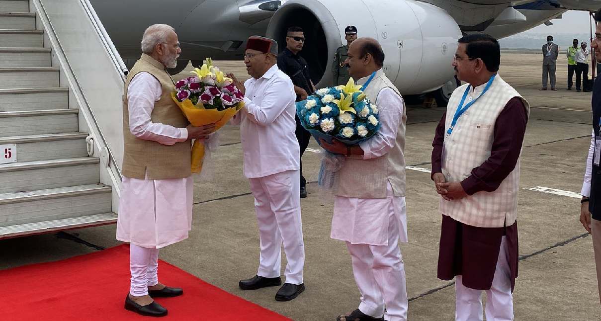 PM Modi in Bangalore Live: ಬೆಂಗಳೂರಿನಲ್ಲಿ ಪ್ರಧಾನಿ ನರೇಂದ್ರ ಮೋದಿ; ನೇರ ಪ್ರಸಾರ ಇಲ್ಲಿದೆ