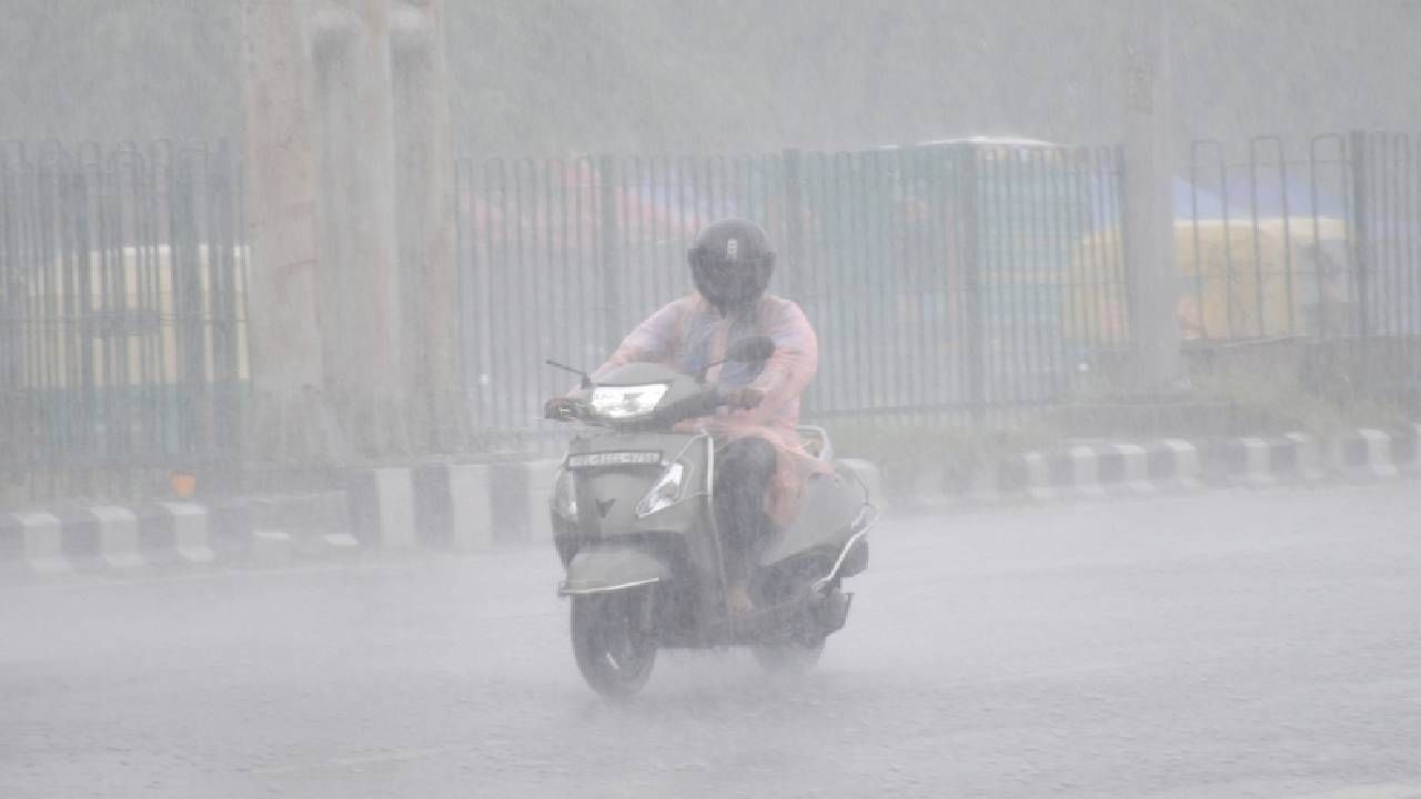 Karnataka Rain: ಬೆಂಗಳೂರು ಸೇರಿ ಕರ್ನಾಟಕದಾದ್ಯಂತ ನಾಳೆಯಿಂದ ಮಳೆಯ ಅಬ್ಬರ ಸಾಧ್ಯತೆ