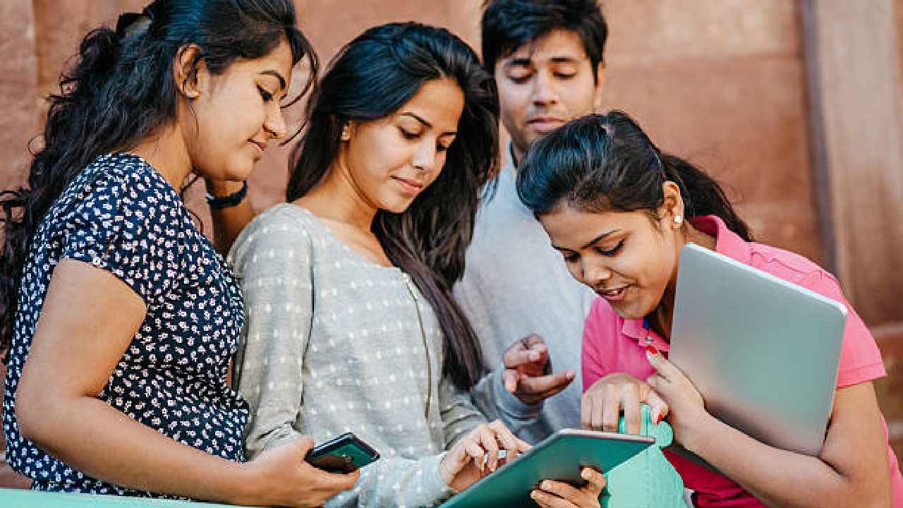 UGC NET Result: ಇಂದು ಯುಜಿಸಿ- ನೆಟ್ ಫಲಿತಾಂಶ ಪ್ರಕಟ; ರಿಸಲ್ಟ್ ನೋಡಲು ಈ ವೆಬ್ಸೈಟ್ಗೆ ಭೇಟಿ ನೀಡಿ UGC NET Result: ಇಂದು ಯುಜಿಸಿ- ನೆಟ್ ಫಲಿತಾಂಶ ಪ್ರಕಟ; ರಿಸಲ್ಟ್ ನೋಡಲು ಈ ವೆಬ್ಸೈಟ್ಗೆ ಭೇಟಿ ನೀಡಿ