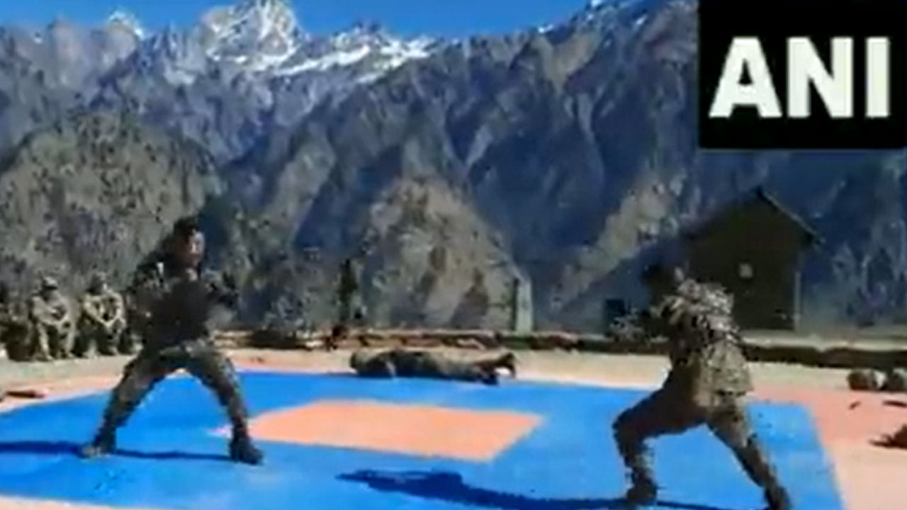 Yudh Abhyas 2022 'ಯುದ್ಧ ಅಭ್ಯಾಸ 2022' ವೇಳೆ ಭಾರತೀಯ ಸೈನಿಕರ ಯುದ್ಧ ಕೌಶಲ್ಯ ಪ್ರದರ್ಶನ, ವಿಡಿಯೊ ನೋಡಿ Yudh Abhyas 2022 'ಯುದ್ಧ ಅಭ್ಯಾಸ 2022' ವೇಳೆ ಭಾರತೀಯ ಸೈನಿಕರ ಯುದ್ಧ ಕೌಶಲ್ಯ ಪ್ರದರ್ಶನ, ವಿಡಿಯೊ ನೋಡಿ