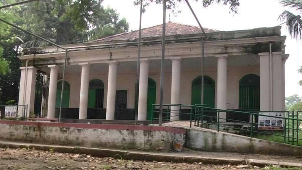 City Municipal Council wants to demolish more than 100 years old building in Channapatna