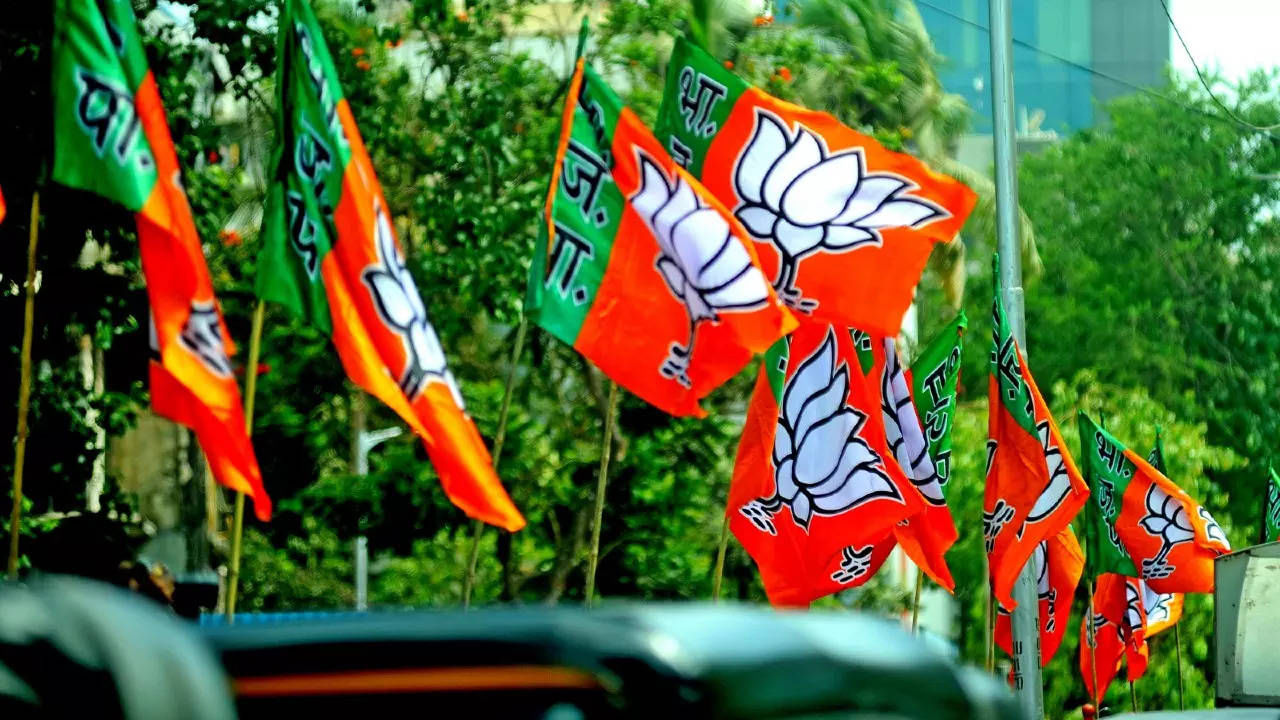 Himachal Pradesh Exit Poll 2022: ಸರ್ವೆಯಲ್ಲಿ ಬಹುತೇಕ ಹಿಮಾಚಲ ಪ್ರದೇಶದಲ್ಲಿ ಬಿಜೆಪಿಯೇ ಅಧಿಕಾರಕ್ಕೆ