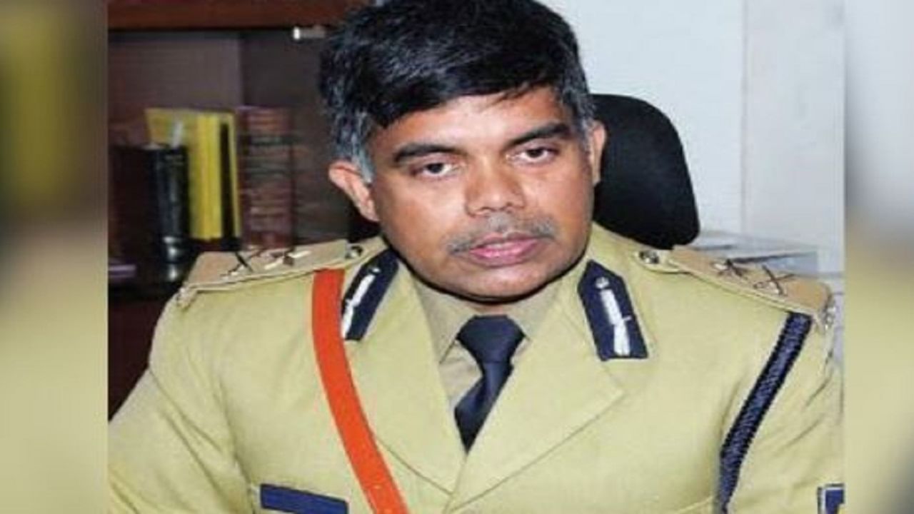 ಬೆಂಗಳೂರು: ಹೊಸ ವರ್ಷಾಚರಣೆ ಮೇಲೆ ಪೊಲೀಸ್ ಇಲಾಖೆ ಹದ್ದಿನ ಕಣ್ಣು ಬೆಂಗಳೂರು: ಹೊಸ ವರ್ಷಾಚರಣೆ ಮೇಲೆ ಪೊಲೀಸ್ ಇಲಾಖೆ ಹದ್ದಿನ ಕಣ್ಣು