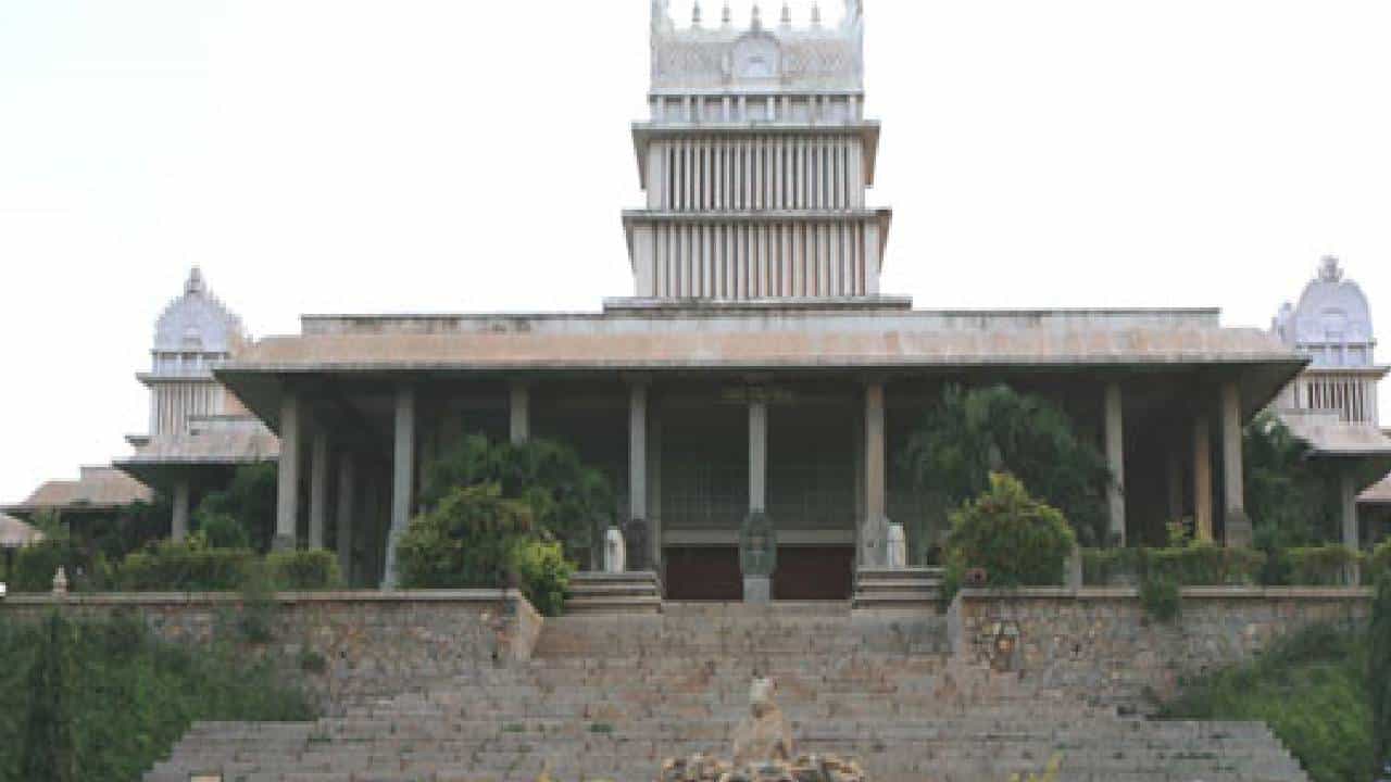 Hampi Kannada University: ಡಾ.ಮಂಜುನಾಥ್, ಹಿರಿಯ ಸಾಹಿತಿ ಜಿ.ಕೃಷ್ಣಪ್ಪ, ಲೇಖಕ ಎಸ್.ಷಡಕ್ಷರಿಗೆ ನಾಡೋಜ ಗೌರವ Hampi Kannada University: ಡಾ.ಮಂಜುನಾಥ್, ಹಿರಿಯ ಸಾಹಿತಿ ಜಿ.ಕೃಷ್ಣಪ್ಪ, ಲೇಖಕ ಎಸ್.ಷಡಕ್ಷರಿಗೆ ನಾಡೋಜ ಗೌರವ