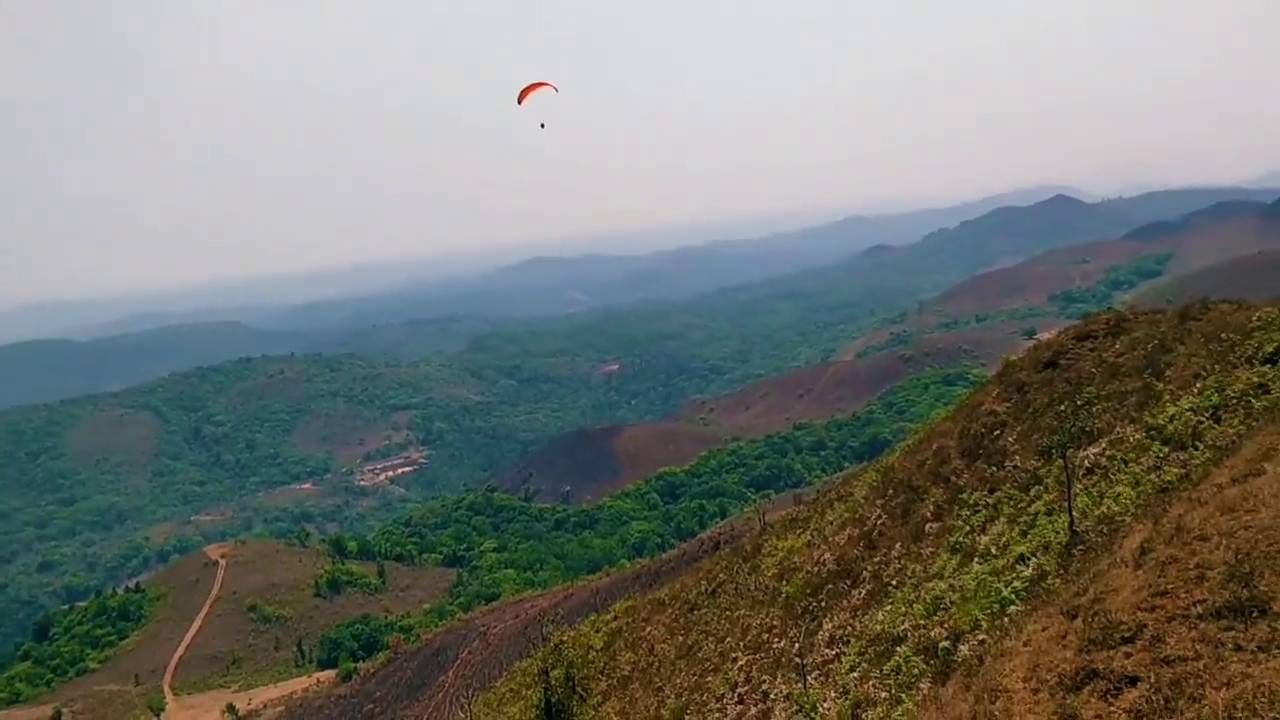 ಇಲ್ಲಿಗೆ ಬರೋ ಪ್ರವಾಸಿಗರಿಗೆ ಇನ್ಮುಂದೆ ಹೊಸದೊಂದು ಸಾಹಸಮಯ ಚಟುವಟಿಕೆ ಮುದ ನೀಡಲಿದೆ. ಈ ಚಟುವಟಿಕೆ ಆರಂಭದಿಂದ ಸ್ಥಳೀಯರಿಗೆ ಉದ್ಯೋಗ ಸಿಗುವ ಜೊತೆಗೆ ಪ್ರವಾಸಿಗರನ್ನೆ ಆಧರಿಸಿ ನಡೆಯುತ್ತಿರೋ ಹಲವು ಚಟುವಟಿಕೆಗೆ ಉತ್ತೇಜನ ಕೂಡ ಸಿಗಲಿದೆ ಎಂದು ಡಿಸಿಎಫ್ ಬಸವರಾಜ್ ತಿಳಿಸಿದ್ದಾರೆ.