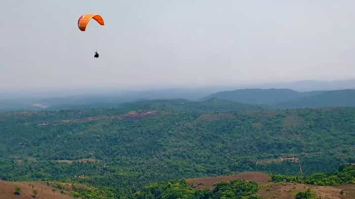 Sakaleshpur: ಪ್ರವಾಸಿಗರಿಗೆ ಗುಡ್ ನ್ಯೂಸ್; ಸಕಲೇಶಪುರದಲ್ಲಿ ಇಂದಿನಿಂದ ಪ್ಯಾರಾಗ್ಲೈಡಿಂಗ್ ಶುರು Sakaleshpur: ಪ್ರವಾಸಿಗರಿಗೆ ಗುಡ್ ನ್ಯೂಸ್; ಸಕಲೇಶಪುರದಲ್ಲಿ ಇಂದಿನಿಂದ ಪ್ಯಾರಾಗ್ಲೈಡಿಂಗ್ ಶುರು