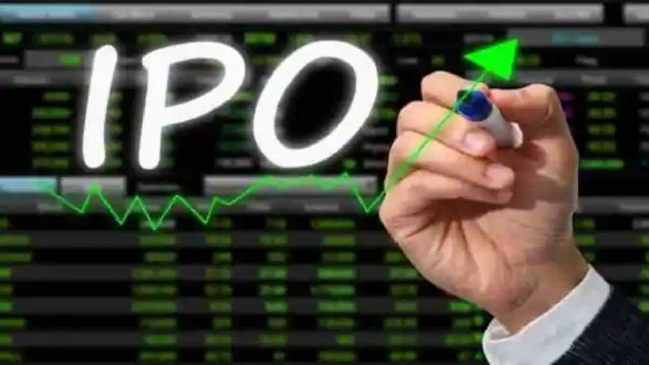 Upcoming IPO: ದೀರ್ಘಾವಧಿ ಹೂಡಿಕೆಗೆ ಯೋಚಿಸುತ್ತಿದ್ದೀರಾ? ಈ ತಿಂಗಳು ಐಪಿಒ ಬಿಡುಗಡೆ ಮಾಡುವ ಕಂಪನಿಗಳ ವಿವರ ಇಲ್ಲಿದೆ Upcoming IPO: ದೀರ್ಘಾವಧಿ ಹೂಡಿಕೆಗೆ ಯೋಚಿಸುತ್ತಿದ್ದೀರಾ? ಈ ತಿಂಗಳು ಐಪಿಒ ಬಿಡುಗಡೆ ಮಾಡುವ ಕಂಪನಿಗಳ ವಿವರ ಇಲ್ಲಿದೆ
