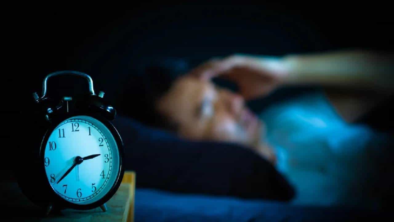 Home Remedie for Insomnia: ನಿಮಗೆ ನಿದ್ರಾಹೀನತೆ ಕಾಡುತ್ತಿದೆಯಾ ಈ ಮನೆ ಮದ್ದು ಪ್ರಯತ್ನಿಸಿ Home Remedie for Insomnia: ನಿಮಗೆ ನಿದ್ರಾಹೀನತೆ ಕಾಡುತ್ತಿದೆಯಾ ಈ ಮನೆ ಮದ್ದು ಪ್ರಯತ್ನಿಸಿ