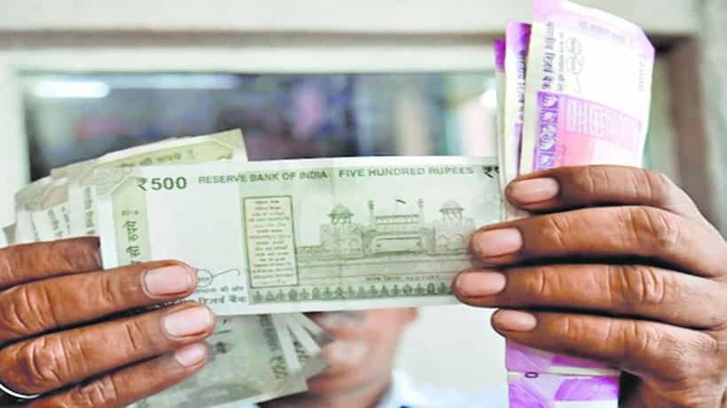 FD Rates: ಹಿರಿಯ ನಾಗರಿಕರ ಉಳಿತಾಯ ಯೋಜನೆ VS ಎಫ್ಡಿ; ಯಾವುದರಲ್ಲಿ ಹೂಡಿಕೆ ಉತ್ತಮ?
