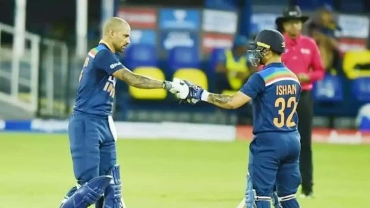 IND vs BAN: 11 ವರ್ಷಗಳ ಬಳಿಕ ಏಕದಿನ ಕ್ರಿಕೆಟ್ನಲ್ಲಿ ವಿಭಿನ್ನ ಪ್ರಯತ್ನಕ್ಕೆ ಕೈಹಾಕಿದ ಟೀಂ ಇಂಡಿಯಾ..! IND vs BAN: 11 ವರ್ಷಗಳ ಬಳಿಕ ಏಕದಿನ ಕ್ರಿಕೆಟ್ನಲ್ಲಿ ವಿಭಿನ್ನ ಪ್ರಯತ್ನಕ್ಕೆ ಕೈಹಾಕಿದ ಟೀಂ ಇಂಡಿಯಾ..!