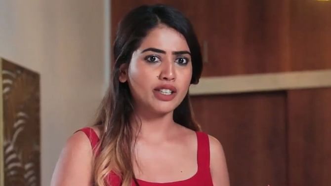 Kannadathi Serial: ವರುಧಿನಿಗೆ ಕಾಟ ಕೊಡೋಕೆ ಶುರು ಮಾಡಿದ ಹರ್ಷ; ಭುವಿ ಗೆಳತಿಗೆ ಶುರುವಾಗಿದೆ ತಳಮಳ Kannadathi Serial: ವರುಧಿನಿಗೆ ಕಾಟ ಕೊಡೋಕೆ ಶುರು ಮಾಡಿದ ಹರ್ಷ; ಭುವಿ ಗೆಳತಿಗೆ ಶುರುವಾಗಿದೆ ತಳಮಳ