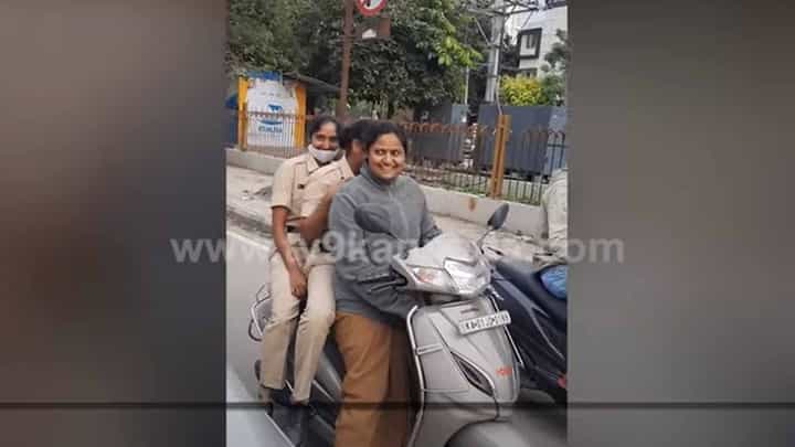 ಬೆಂಗಳೂರು: ಸಂಚಾರಿ ನಿಯಮಗಳನ್ನು ಉಲ್ಲಂಘಿಸಿದ ಲೇಡಿ ಪೊಲೀಸರಿಗೆ ಎದುರಾಗಿದ್ದು ಅವುಗಳನ್ನು ಪಾಲಿಸುವ ಮಹಿಳಾ ಕಾನ್ಸ್ಸ್ಟೇಬಲ್! ಬೆಂಗಳೂರು: ಸಂಚಾರಿ ನಿಯಮಗಳನ್ನು ಉಲ್ಲಂಘಿಸಿದ ಲೇಡಿ ಪೊಲೀಸರಿಗೆ ಎದುರಾಗಿದ್ದು ಅವುಗಳನ್ನು ಪಾಲಿಸುವ ಮಹಿಳಾ ಕಾನ್ಸ್ಸ್ಟೇಬಲ್!