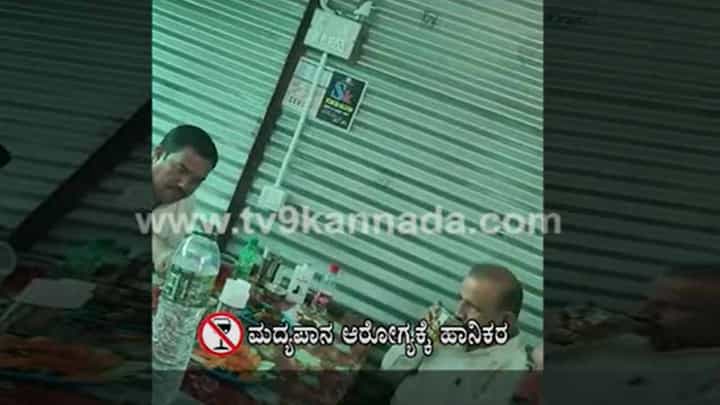 ರಾಯಚೂರು: ಶಾಲೆಗೆ ಚಕ್ಕರ್ ಹೊಡೆದು ಬಾರಿಗೆ ಹಾಜರಾದ ಹಟ್ಟಿ ಸರ್ಕಾರಿ ಪ್ರೌಢಶಾಲೆಯ ಐವರು ಶಿಕ್ಷಕರ ವಿರುದ್ಧ ಶಿಸ್ತುಕ್ರಮ ರಾಯಚೂರು: ಶಾಲೆಗೆ ಚಕ್ಕರ್ ಹೊಡೆದು ಬಾರಿಗೆ ಹಾಜರಾದ ಹಟ್ಟಿ ಸರ್ಕಾರಿ ಪ್ರೌಢಶಾಲೆಯ ಐವರು ಶಿಕ್ಷಕರ ವಿರುದ್ಧ ಶಿಸ್ತುಕ್ರಮ