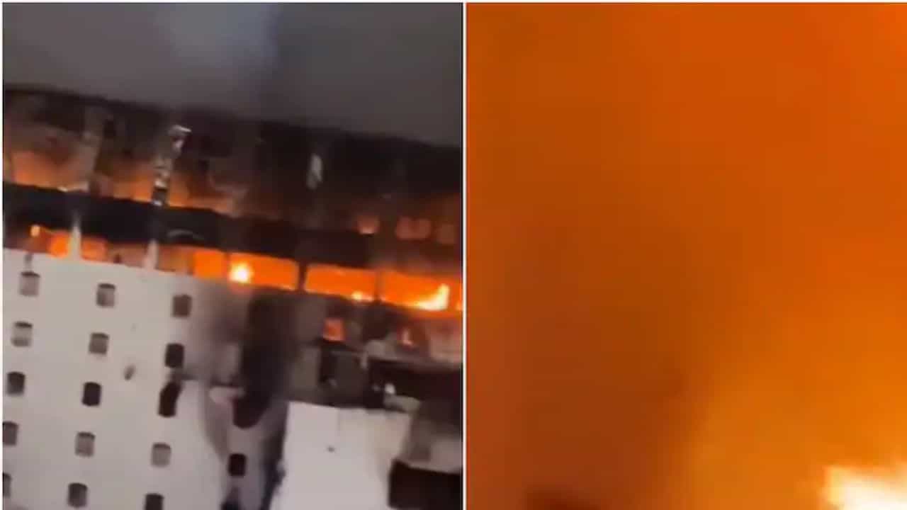 Cambodia Hotel Fire: ಕಾಂಬೋಡಿಯಾ ಹೋಟೆಲ್ ಕ್ಯಾಸಿನೊದಲ್ಲಿ ಭಾರೀ ಬೆಂಕಿ, 10 ಸಾವು, 30 ಮಂದಿಗೆ ಗಾಯ Cambodia Hotel Fire: ಕಾಂಬೋಡಿಯಾ ಹೋಟೆಲ್ ಕ್ಯಾಸಿನೊದಲ್ಲಿ ಭಾರೀ ಬೆಂಕಿ, 10 ಸಾವು, 30 ಮಂದಿಗೆ ಗಾಯ
