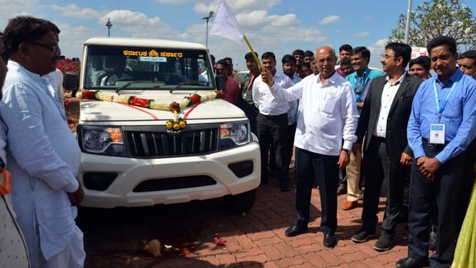 ಗಣಿ ಅಕ್ರಮಕ್ಕೆ ಕಡಿವಾಣ: ಖನಿಜ ಸಂಪತ್ತು ರಕ್ಷಿಸಿ, ಆದಾಯ ಹೆಚ್ಚಿಸಿಕೊಳ್ಳಲು ಮೊದಲ ಬಾರಿಗೆ ಖನಿಜ ರಕ್ಷಣಾ ಪಡೆ ಅಸ್ತಿತ್ವಕ್ಕೆ : ಸಚಿವ ಹಾಲಪ್ಪ ಆಚಾರ್ ಗಣಿ ಅಕ್ರಮಕ್ಕೆ ಕಡಿವಾಣ: ಖನಿಜ ಸಂಪತ್ತು ರಕ್ಷಿಸಿ, ಆದಾಯ ಹೆಚ್ಚಿಸಿಕೊಳ್ಳಲು ಮೊದಲ ಬಾರಿಗೆ ಖನಿಜ ರಕ್ಷಣಾ ಪಡೆ ಅಸ್ತಿತ್ವಕ್ಕೆ : ಸಚಿವ ಹಾಲಪ್ಪ ಆಚಾರ್
