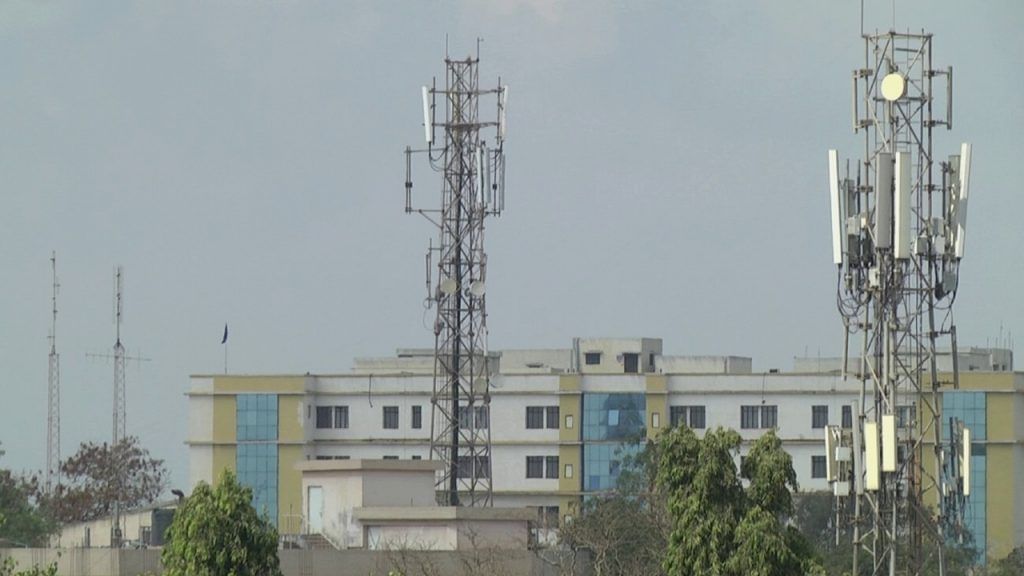 Mobile Towers menace galore in Bidar City Municipal Council commissioner clueless